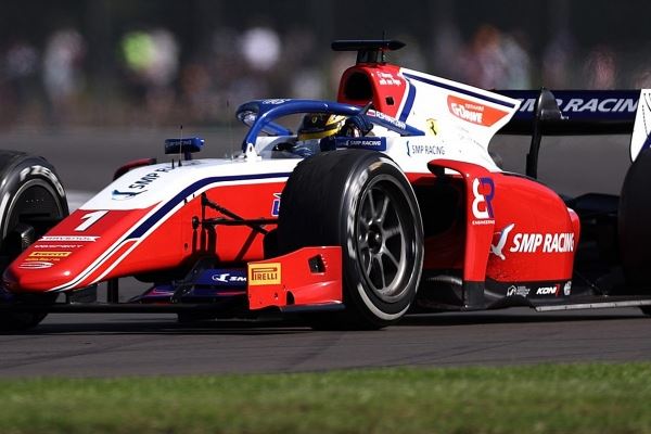 Шварцман остался без очков во второй гонке Формулы 2